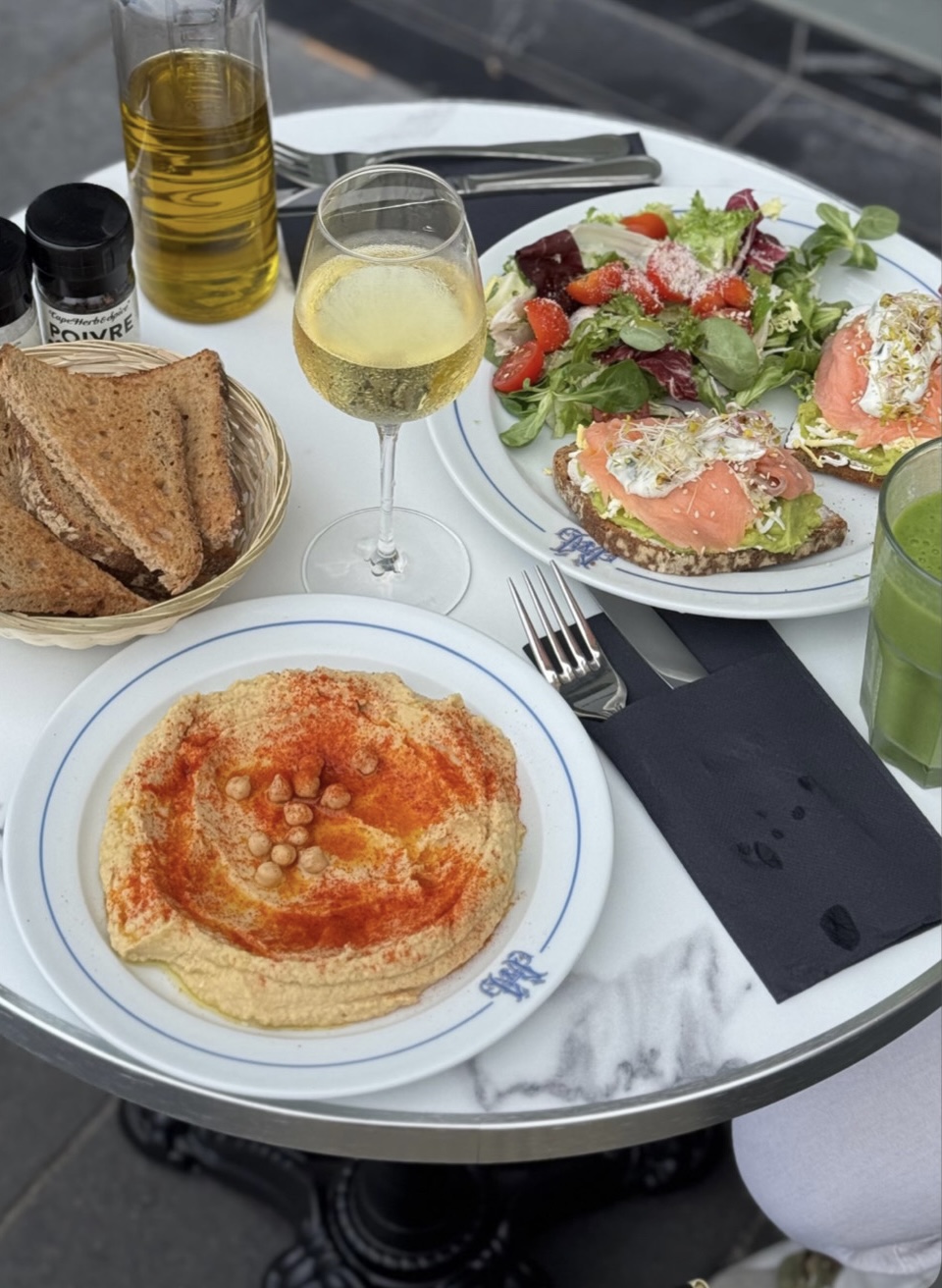 PANI PITT — L’art du café, l’esprit du Sud.